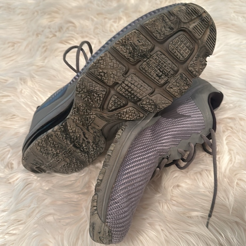 Nike Air Max Full Ride Tr 1.5 'Metallic Cool Grey' - Picture 2 of 6